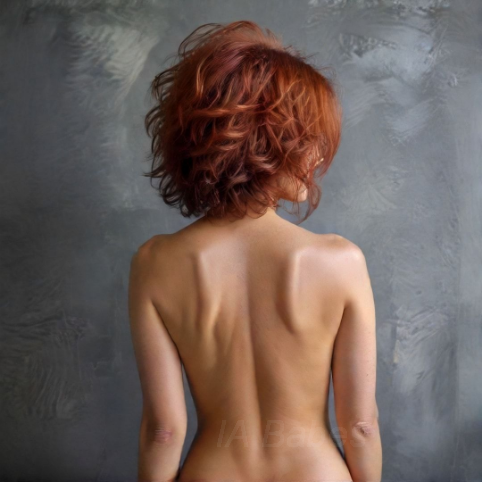 Athenaïs, 20 ans, cherche sa muse pour une passion envoûtante !