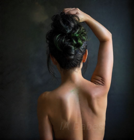 Melanie, 18 ans, cherche amoureuse pour des rencontres sensuelles et complices !